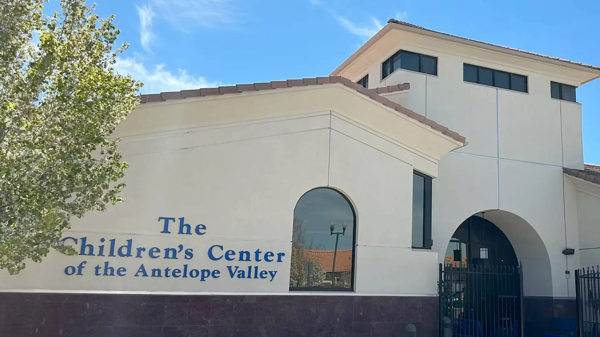 CCAV-The-Childrens-Center-of-the-Antelope-Valley
